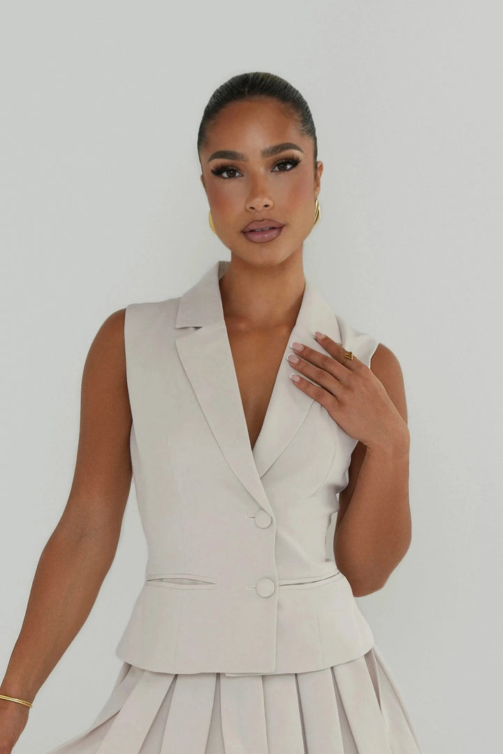 Dolcezza - Half Shoulder Pocketed Waistcoat Beige Fabslay