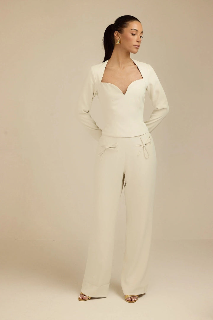 Aurora Poise - V shaped Long Sleeve Top Light Beige Fabslay