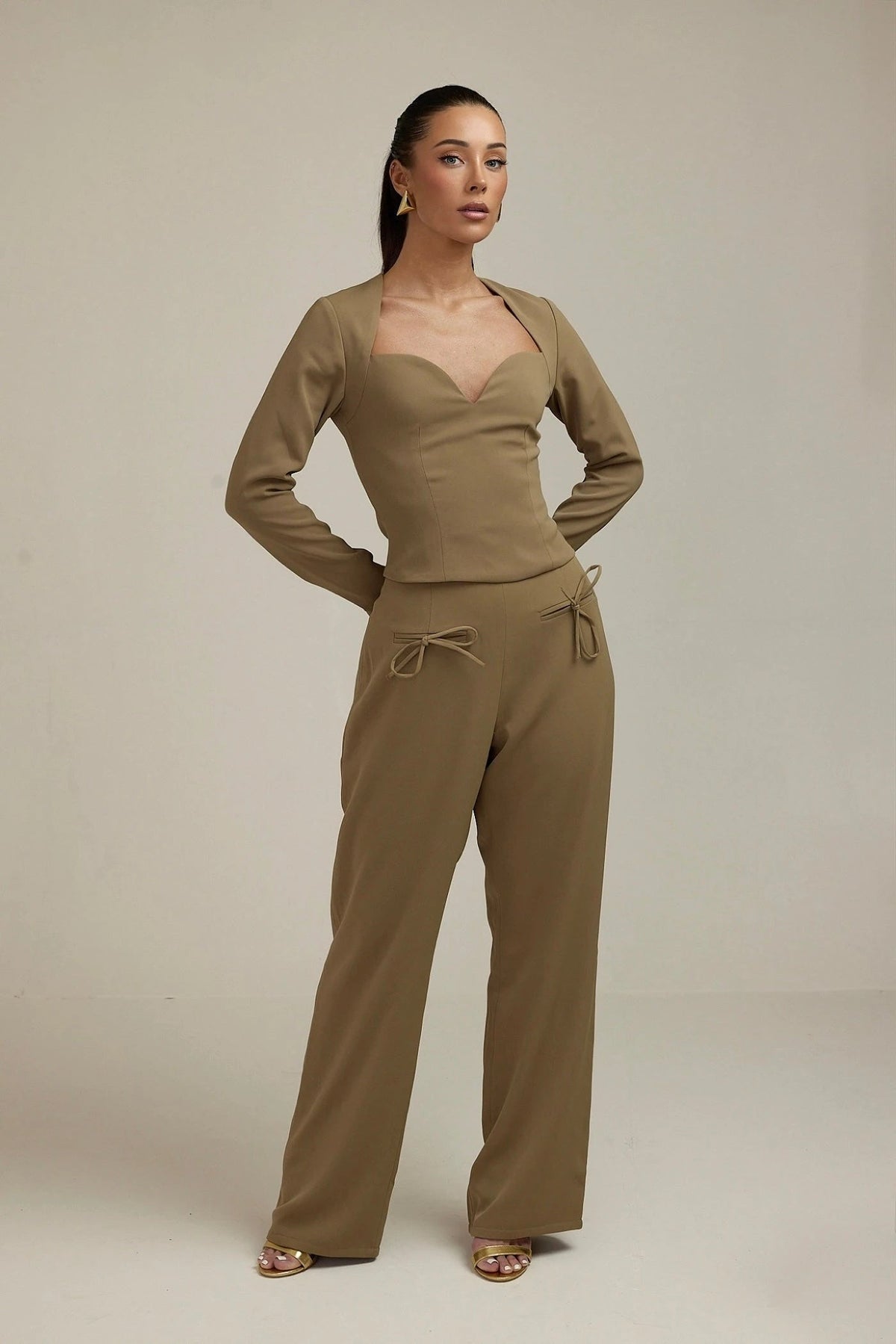 Aurora Poise - V shaped Long Sleeve Top Dark Olive Fabslay